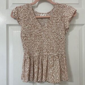 Ruched V-neck Blouse. Size Small